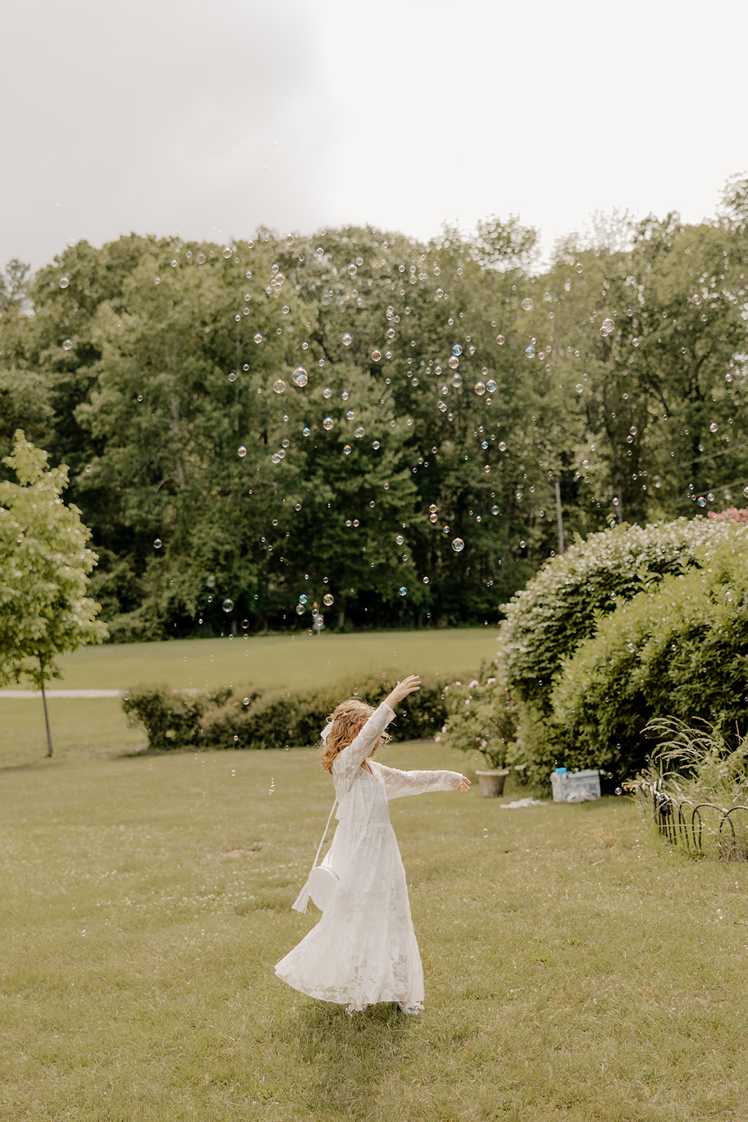 children play during a East Coast elopement