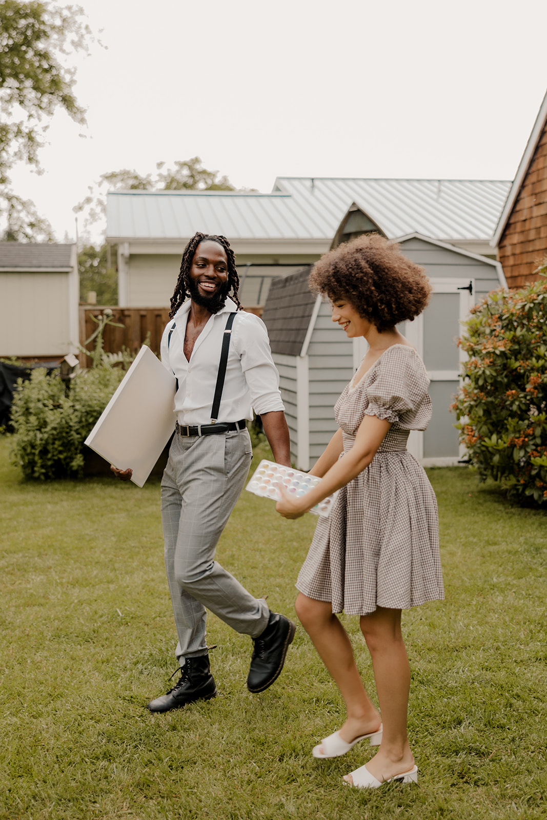 stunning example of an outdoor storytelling photoshoot